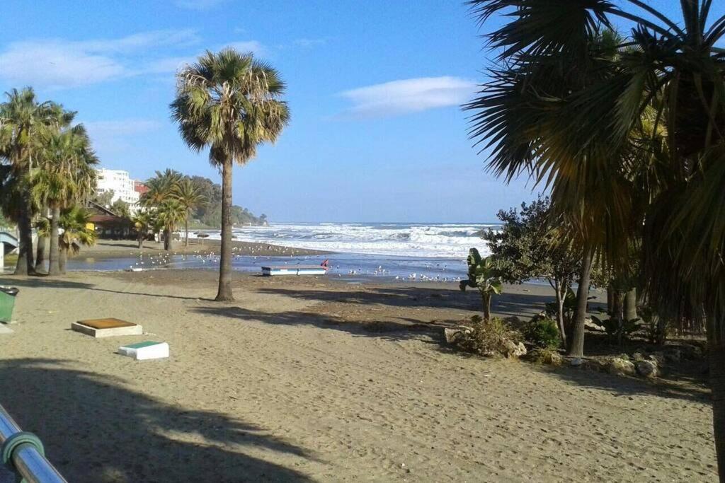 Appartamento Playa Escollera Estepona Esterno foto